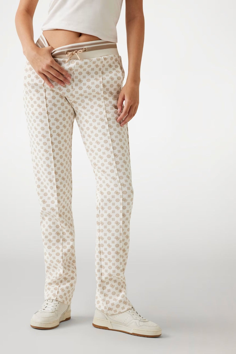 Pantaloni GUESS de Dama IMBRACAMINTE GUESS Bej XS 762083768217