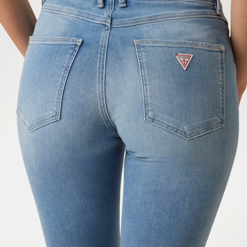 
                      
                        Pantaloni Denim GUESS de Dama IMBRACAMINTE GUESS
                      
                    