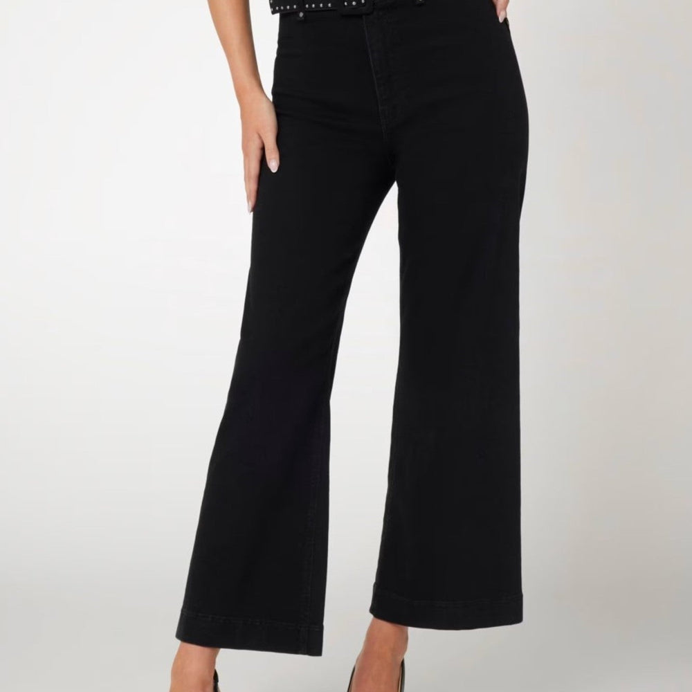 
                      
                        Pantaloni Denim Evazati GUESS IMBRACAMINTE GUESS Negru 24 762540826915
                      
                    