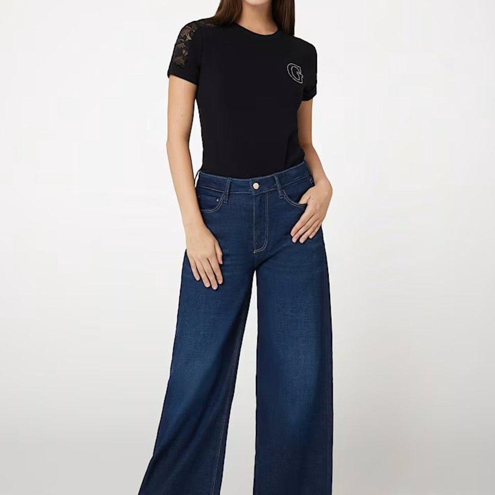 
                      
                        Tricou cu Plasa GUESS de Dama IMBRACAMINTE GUESS   
                      
                    