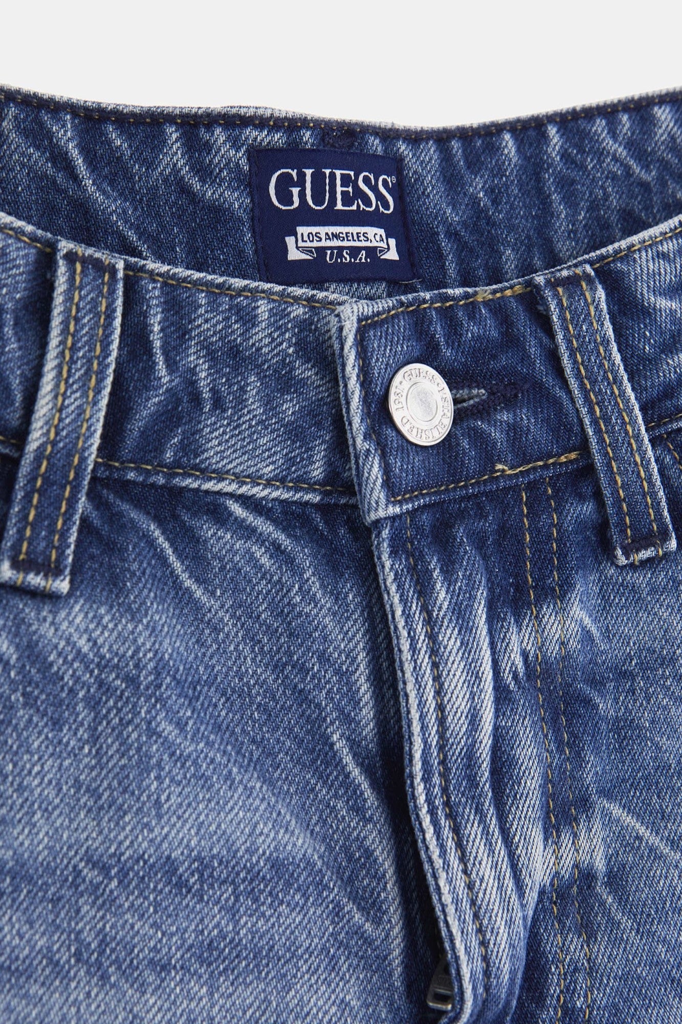 Pantaloni Scurti de dama IMBRACAMINTE GUESS   