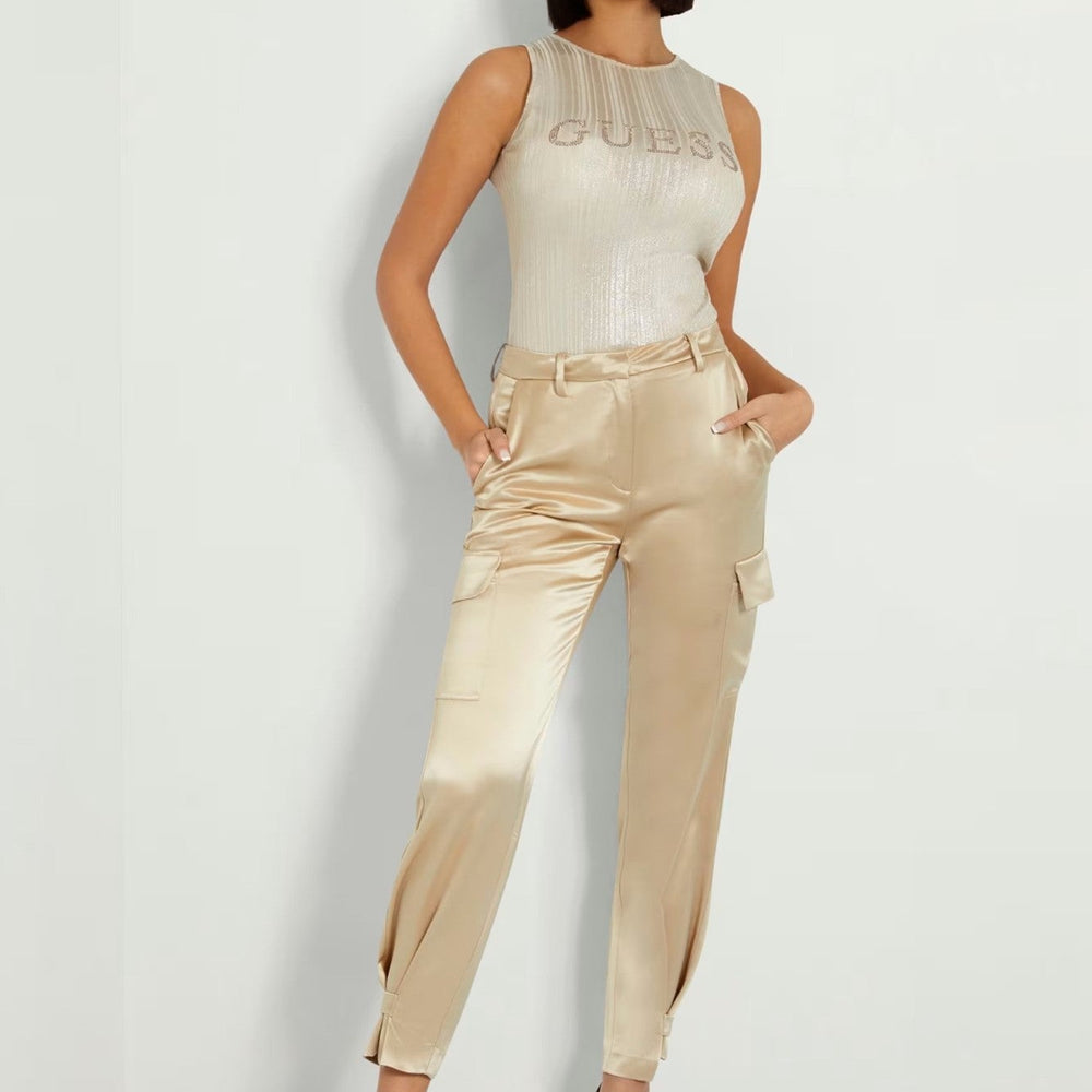 
                      
                        Top GUESS de dama IMBRACAMINTE GUESS   
                      
                    