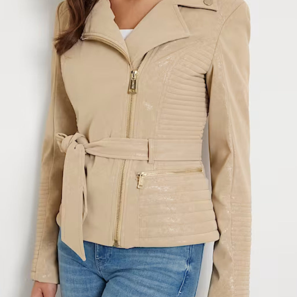 
                      
                        Geaca GUESS biker cu detalii matlasate si curea IMBRACAMINTE GUESS   
                      
                    