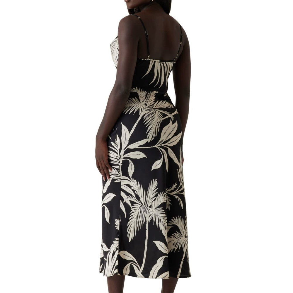 
                      
                        Rochie eleganta Guess midi din satin IMBRACAMINTE GUESS
                      
                    