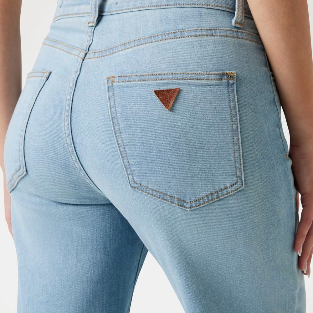 
                      
                        Pantaloni Denim GUESS de Dama IMBRACAMINTE GUESS
                      
                    