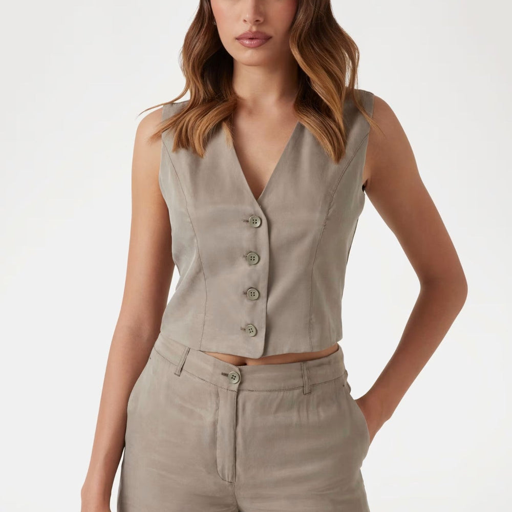 
                      
                        Vesta GUESS de Dama IMBRACAMINTE GUESS Bej XS 762890701008
                      
                    