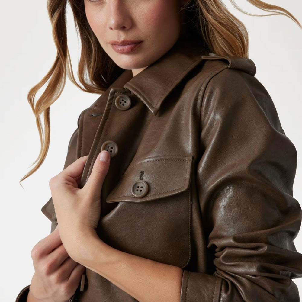
                      
                        Geaca scurta Guess din piele ecologica IMBRACAMINTE GUESS
                      
                    
