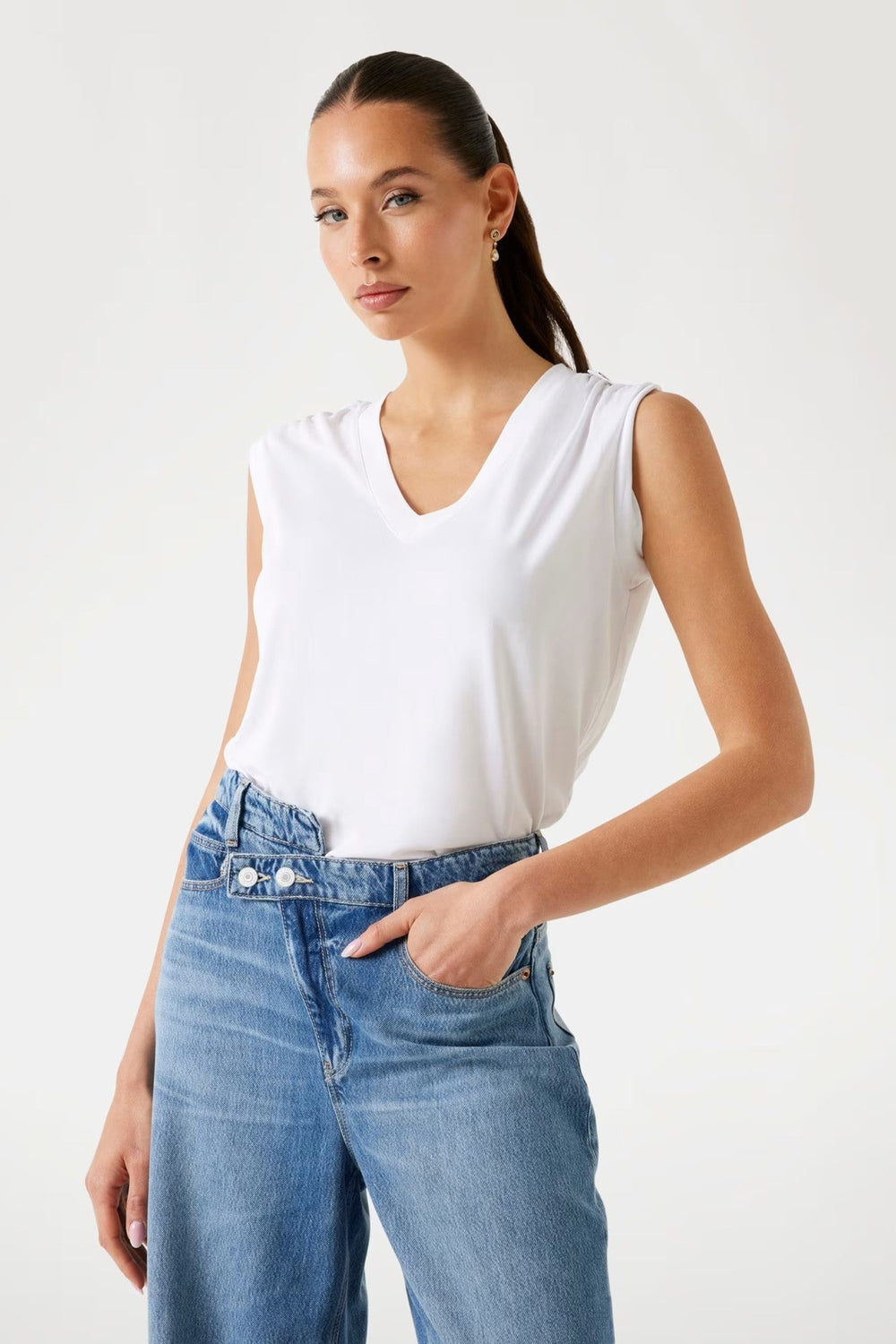 Top GUESS de Dama IMBRACAMINTE GUESS Alb XS 762890702122