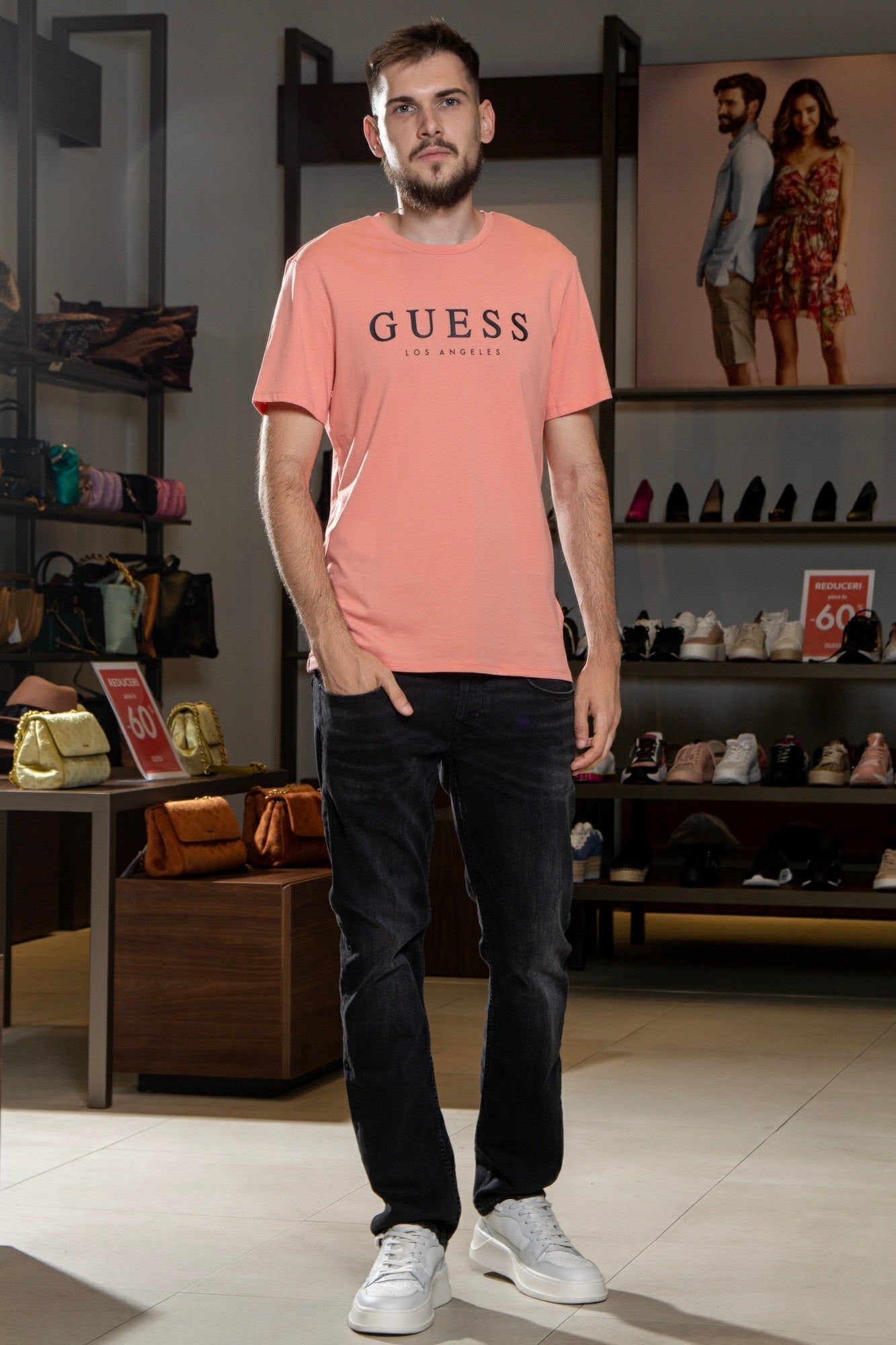 Tricou GUESS cu logo frontal IMBRACAMINTE GUESS Portocaliu XL 761839173094