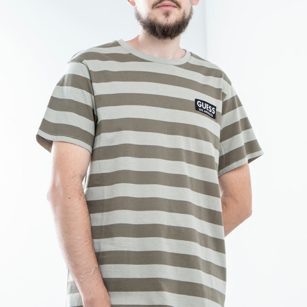 
                      
                        Tricou GUESS cu logo IMBRACAMINTE GUESS Verde XS 762610191349
                      
                    