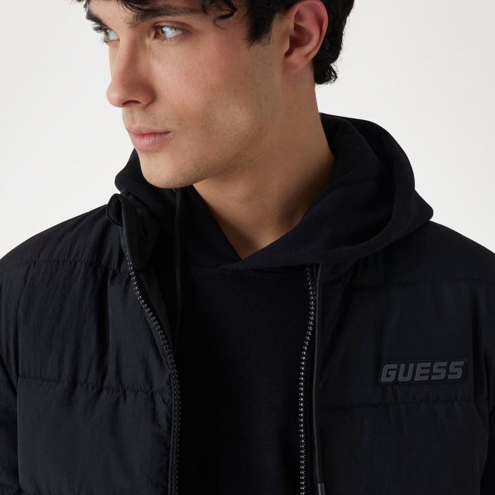 
                      
                        Geaca GUESS de Barbati IMBRACAMINTE GUESS
                      
                    