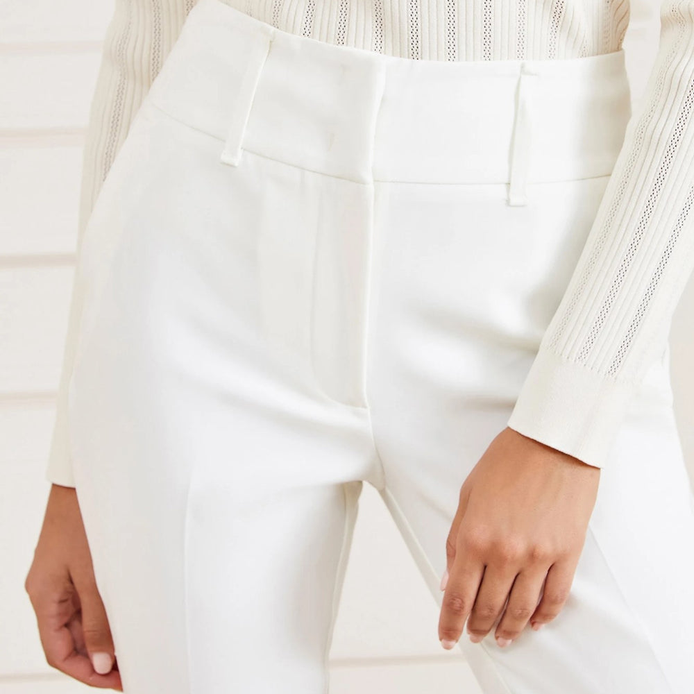 
                      
                        Pantaloni Dama MARCIANO by GUESS UB101BGB119653Z PANTALONI GUESS   
                      
                    