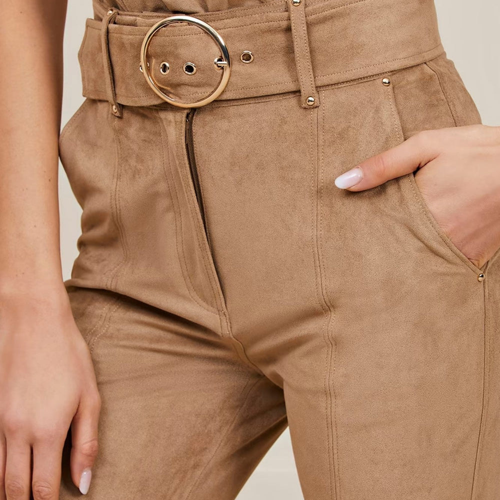 
                      
                        Pantaloni Dama MARCIANO by GUESS eleganti cu aspect de catifea PANTALONI MARCIANO   
                      
                    