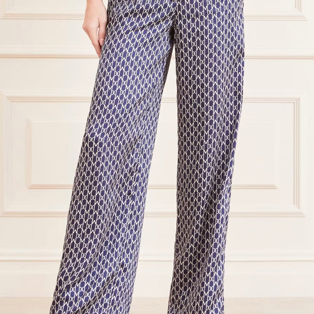 
                      
                        Pantaloni De Dama MARCIANO By GUESS Cu Talie Medie Si Croiala Larga IMBRACAMINTE MARCIANO Albastru 40 762610149587
                      
                    