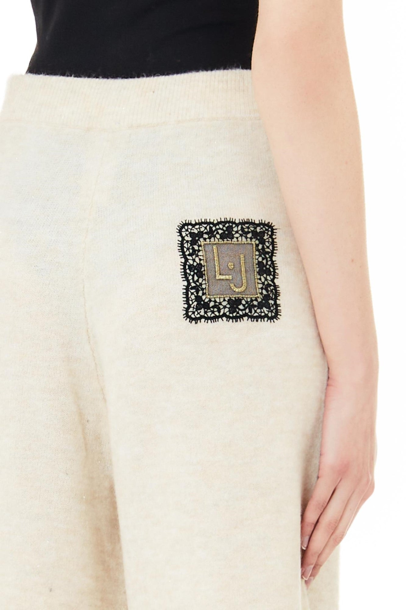 Pantaloni LIU JO de dama cu snur si evazati IMBRACAMINTE LIU JO   