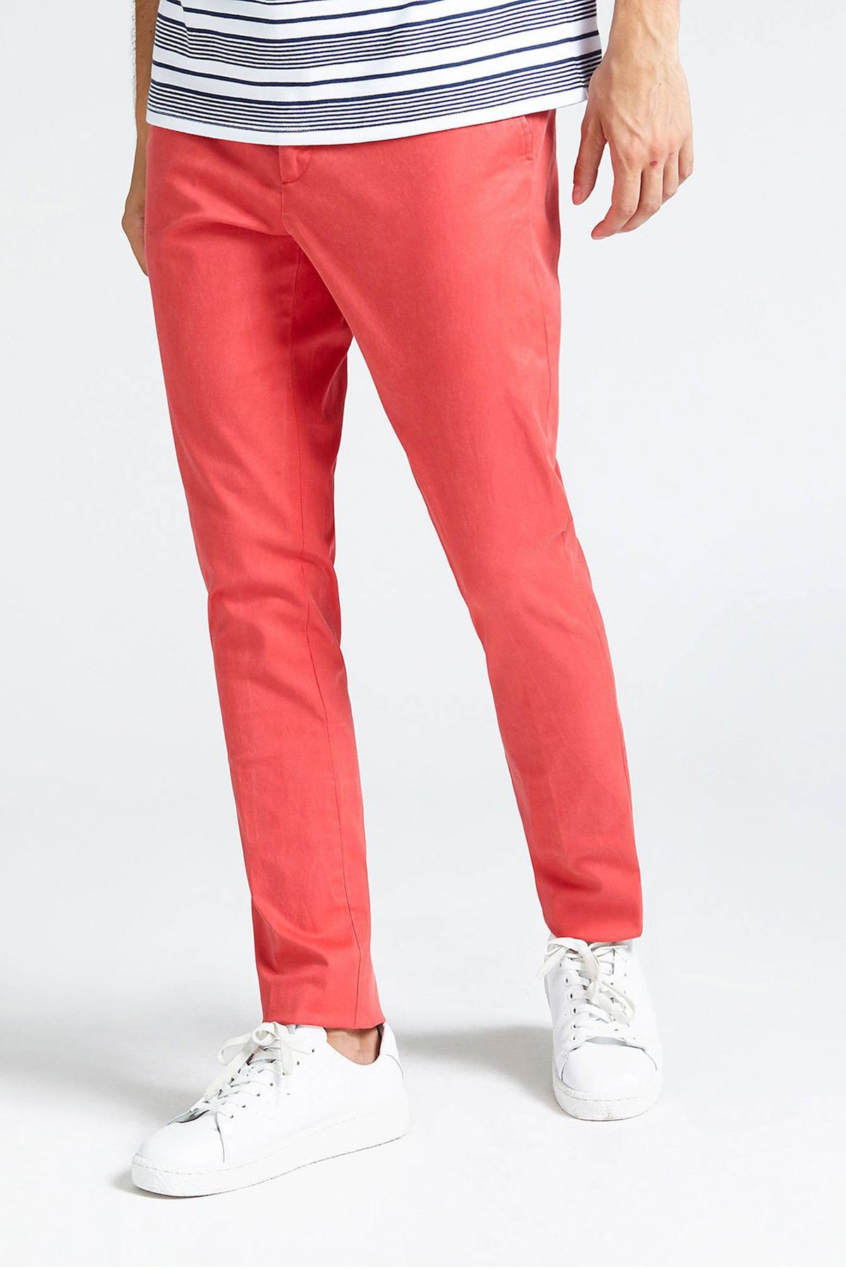 Pantaloni GUESS UB1092H1091721Z PANTALONI GUESS Rosu 44 7613402838688