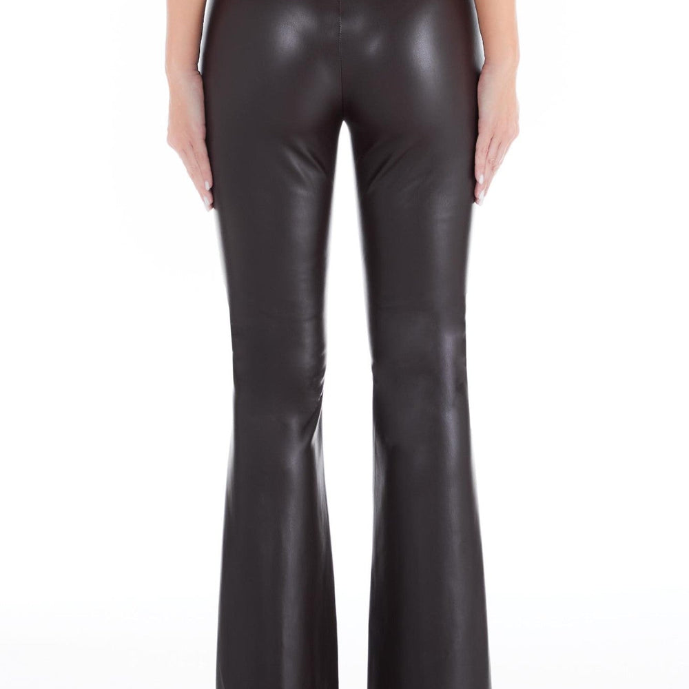 
                      
                        Pantaloni Dama LIU JO evazati din imitatie de piele PANTALONI LIU JO   
                      
                    