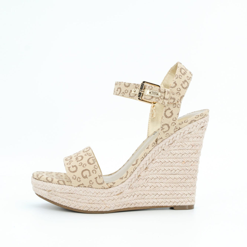 
                      
                        Sandale GUESS cu platforma UB10FLOTRAFAB04 SANDALE GUESS   
                      
                    