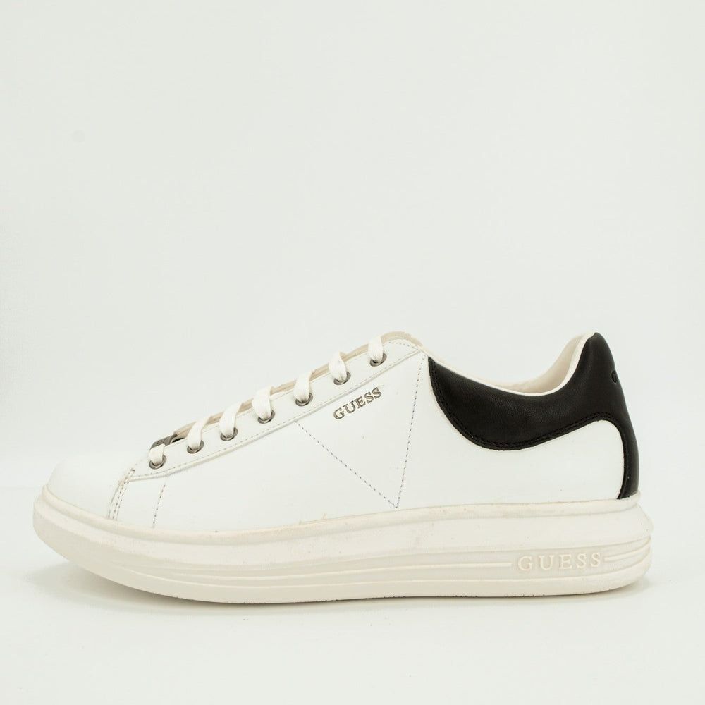 
                      
                        Pantofi sport GUESS cu talpa inalta PANTOFI SPORT GUESS   
                      
                    