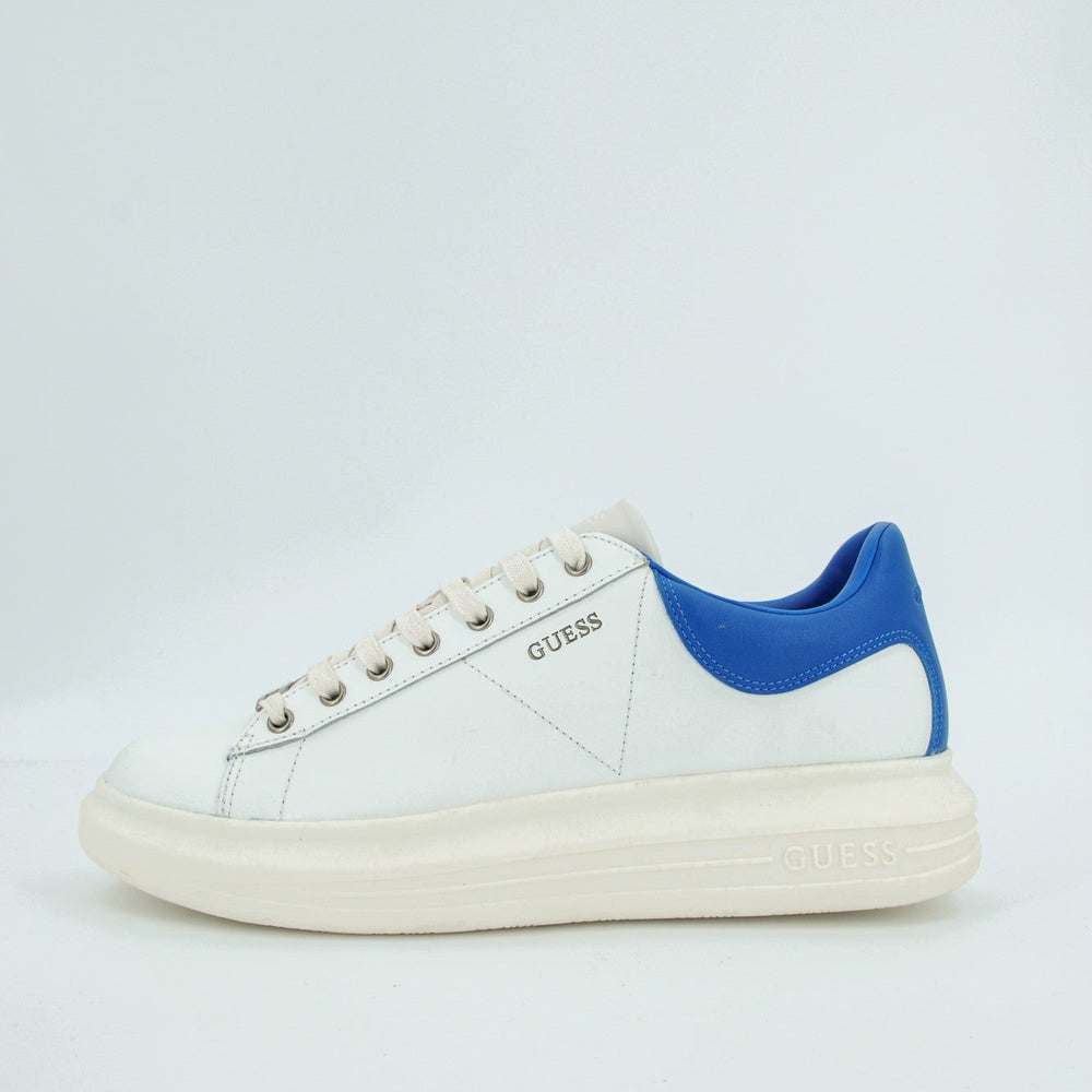 
                      
                        Pantofi sport GUESS cu varf rotund INCALTAMINTE GUESS   
                      
                    