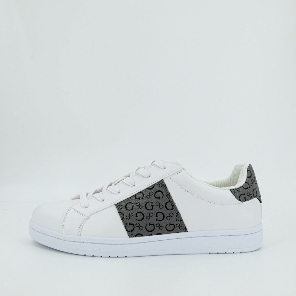 
                      
                        Pantofi Sport GUESS UB10FMOLOLELE12 PANTOFI SPORT GUESS   
                      
                    