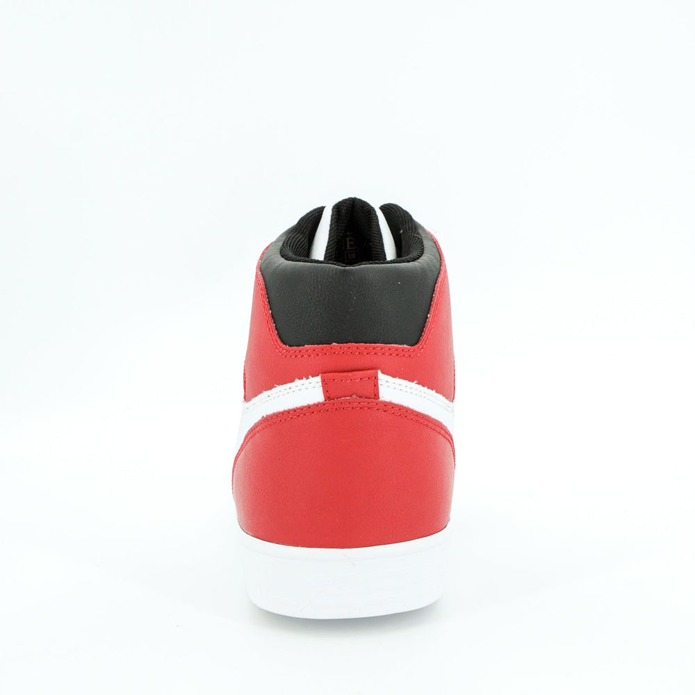 
                      
                        Pantofi Sport barbatesti Guess in doua culori INCALTAMINTE GUESS   
                      
                    