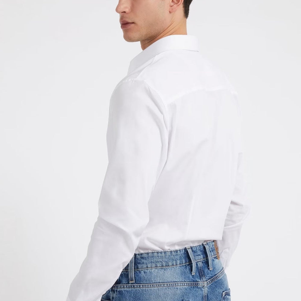 
                      
                        Camasa Barbati GUESS clasica slim fit CAMASI GUESS   
                      
                    