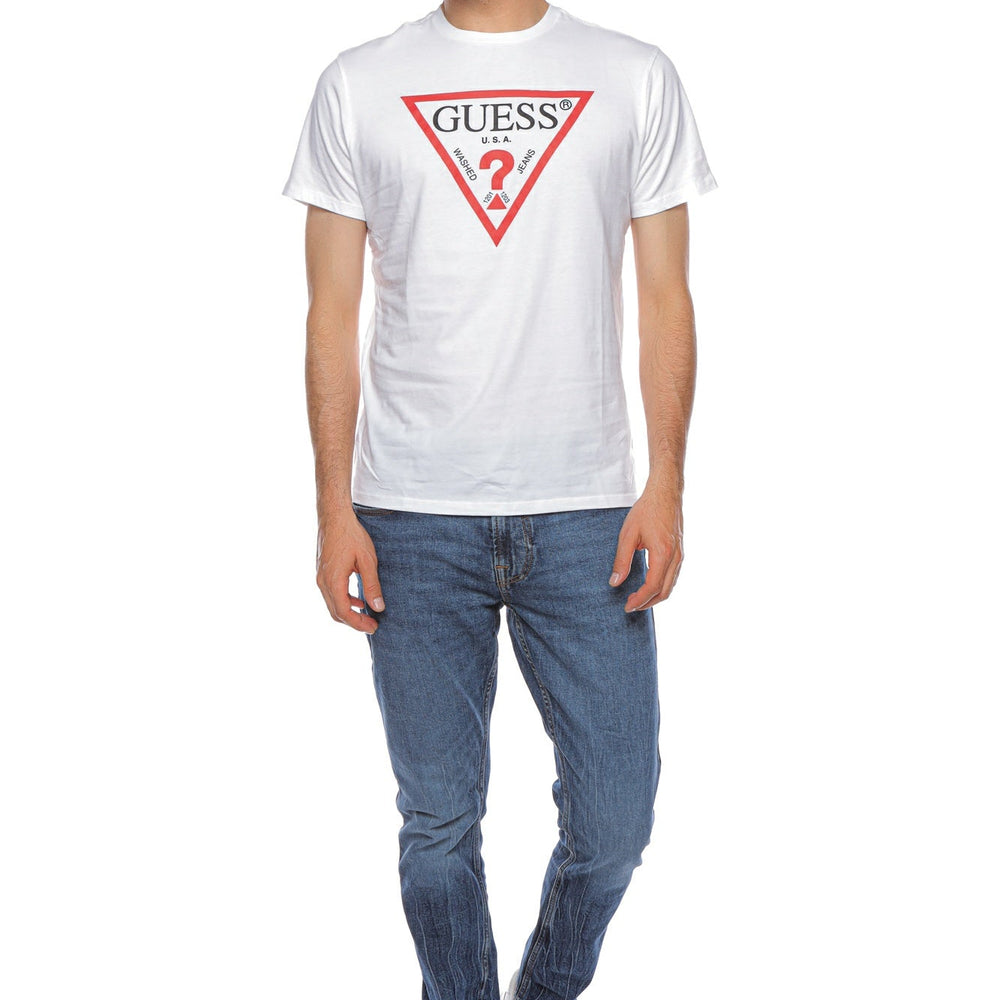 
                      
                        Tricou GUESS lejer cu logo mare TRICOURI GUESS   
                      
                    