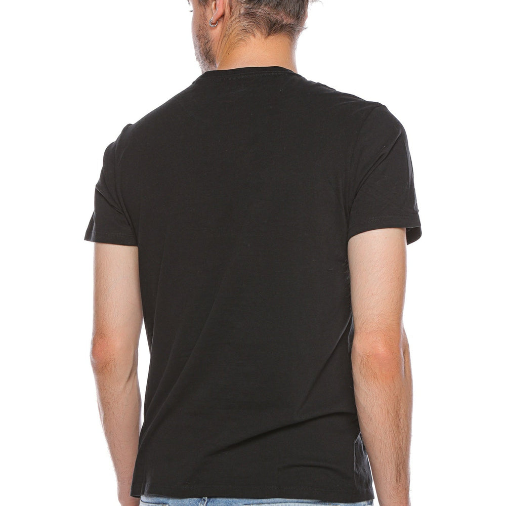 
                      
                        Tricou GUESS lejer cu logo mare TRICOURI GUESS   
                      
                    