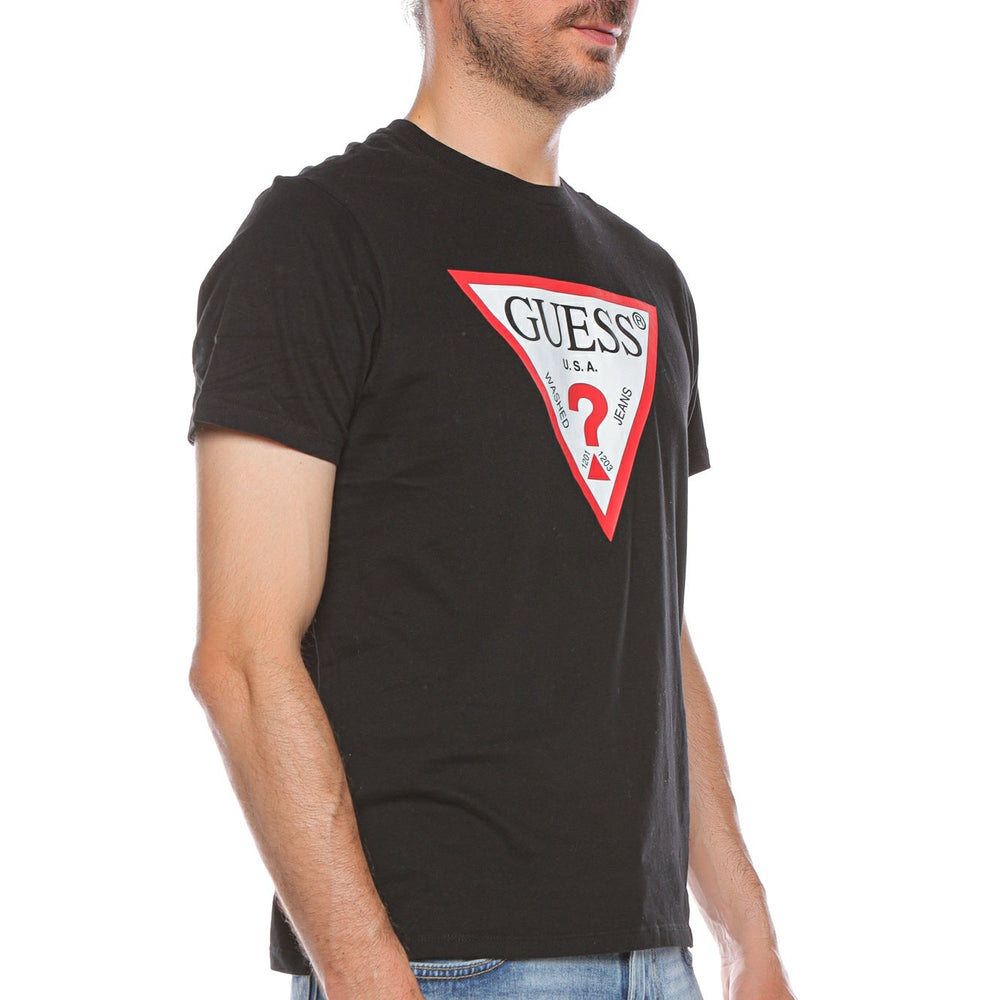 
                      
                        Tricou GUESS lejer cu logo mare TRICOURI GUESS   
                      
                    