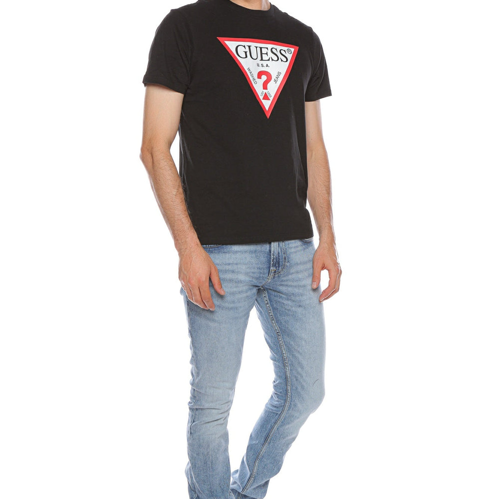 
                      
                        Tricou GUESS lejer cu logo mare TRICOURI GUESS   
                      
                    