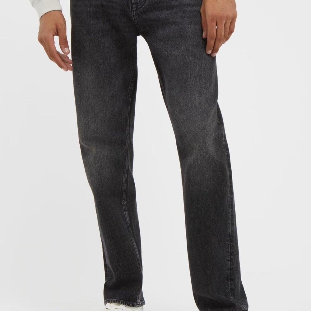 
                      
                        Pantaloni Denim GUESS regular din bumbac IMBRACAMINTE GUESS Negru 29 7622336485042
                      
                    
