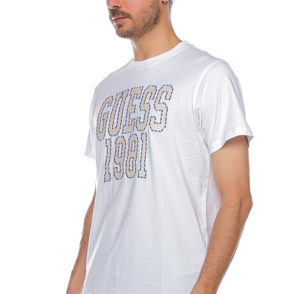 
                      
                        Tricou lejer cu logo GUESS 1981 TRICOURI GUESS   
                      
                    
