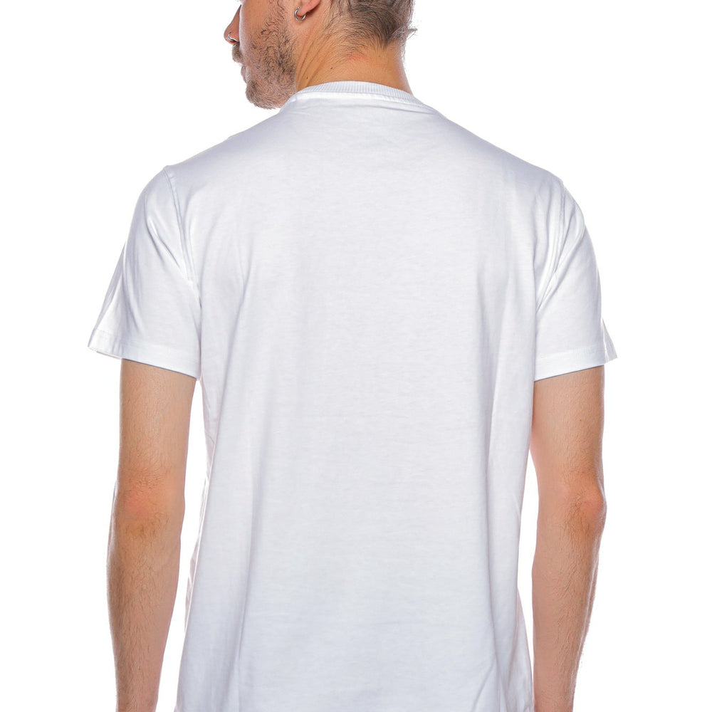 
                      
                        Tricou lejer cu logo GUESS 1981 TRICOURI GUESS   
                      
                    