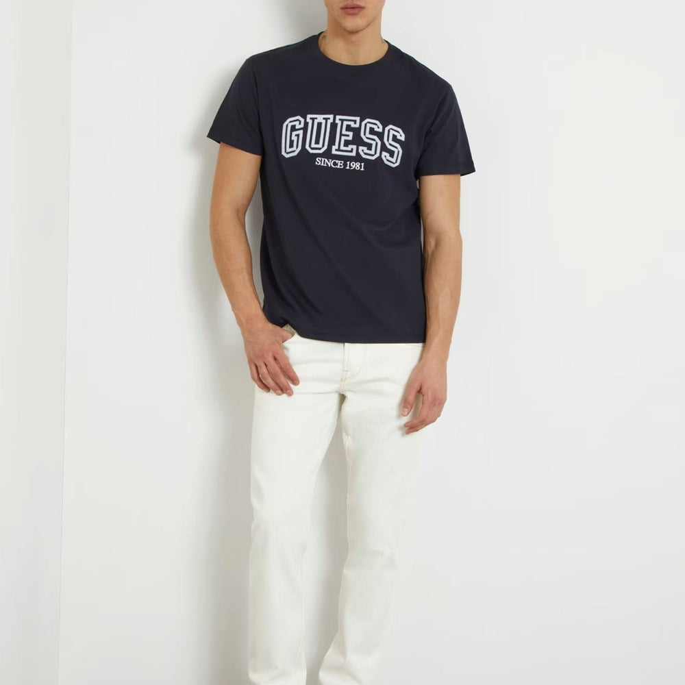 
                      
                        Pantaloni Denim GUESS De Barbati Cu Talie Medie Slim Fit IMBRACAMINTE GUESS   
                      
                    