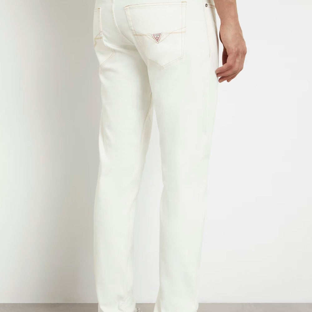 
                      
                        Pantaloni Denim GUESS De Barbati Cu Talie Medie Slim Fit IMBRACAMINTE GUESS   
                      
                    