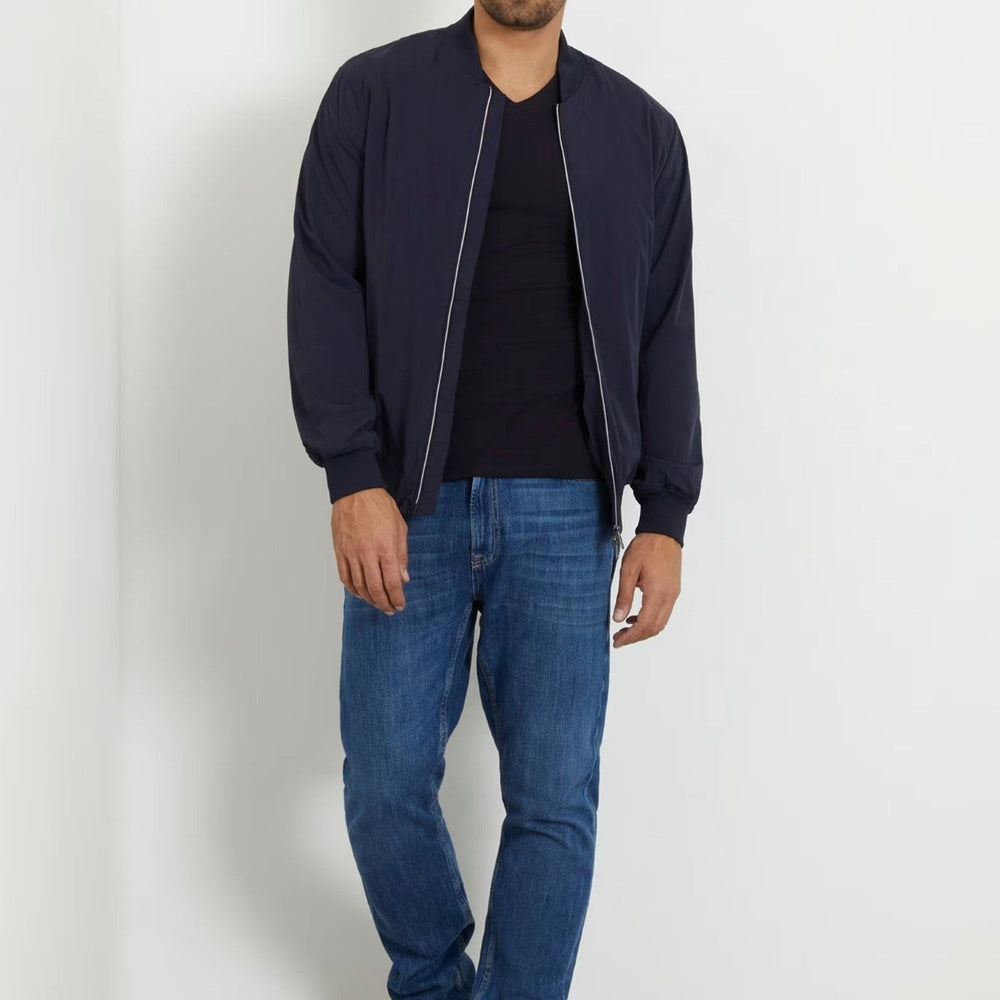 
                      
                        Geaca GUESS De Barbati Bomber Stretch IMBRACAMINTE GUESS   
                      
                    