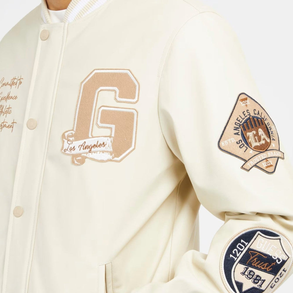 
                      
                        Geaca GUESS De Barbati Bomber Cu Petice IMBRACAMINTE GUESS   
                      
                    
