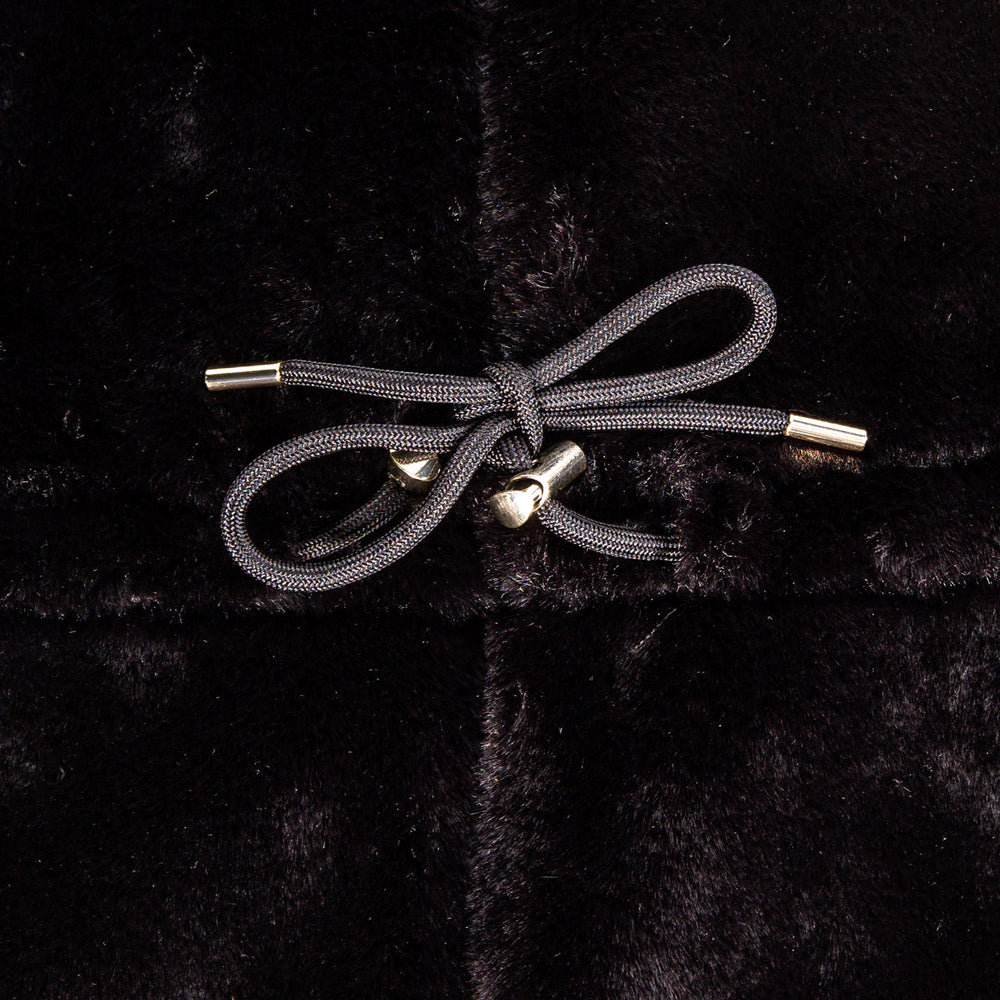 
                      
                        Vesta DAMA GUESS cu fermoar si cordon in talie IMBRACAMINTE GUESS   
                      
                    