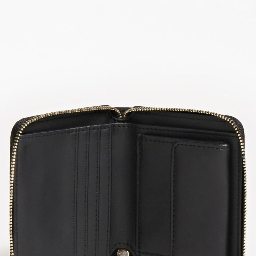 
                      
                        Portofel GUESS UB10SWEYG839537 PORTOFELE GUESS   
                      
                    