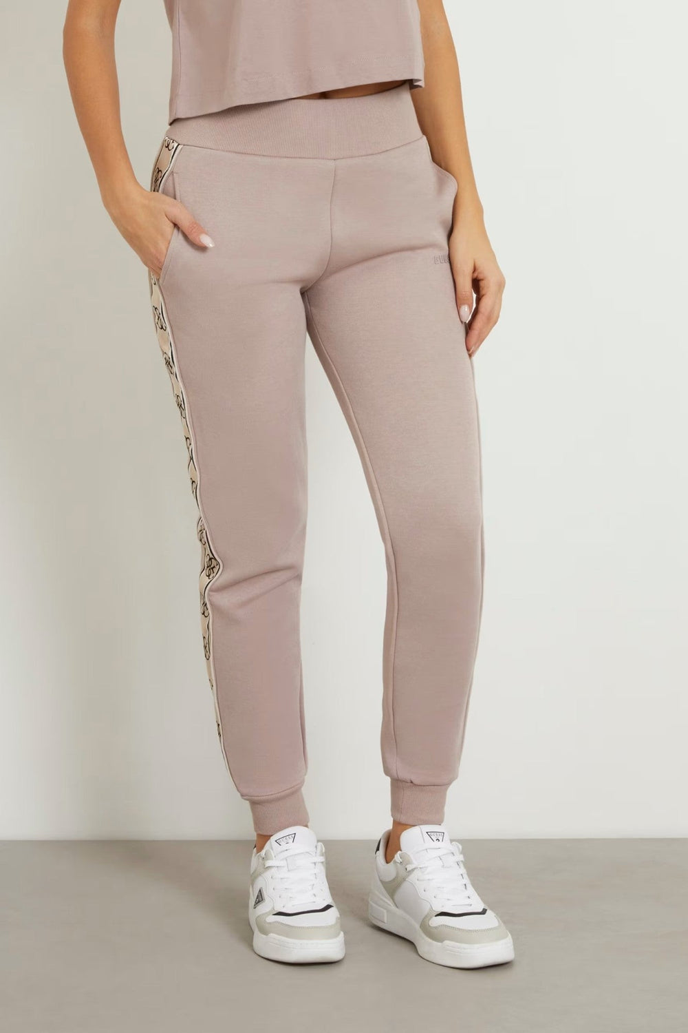 Pantaloni De Dama GUESS Cu Logo Lateral IMBRACAMINTE GUESS Roz XXS 762170167316