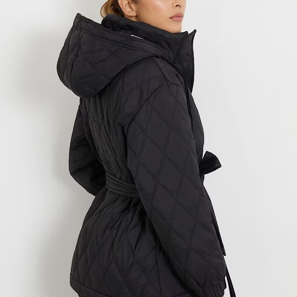 
                      
                        Geaca GUESS cu gluga si nasturi IMBRACAMINTE GUESS   
                      
                    