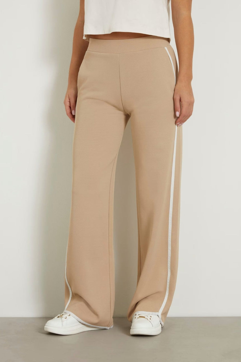 Pantaloni GUESS Dama Cu Talie Medie Si Drepti Model Jogger IMBRACAMINTE GUESS Bej XS 762610100355