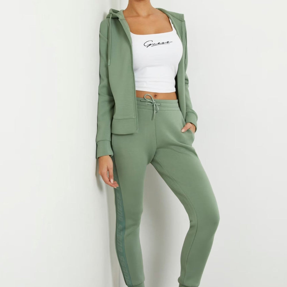 
                      
                        Top GUESS De Dama Sport IMBRACAMINTE GUESS   
                      
                    