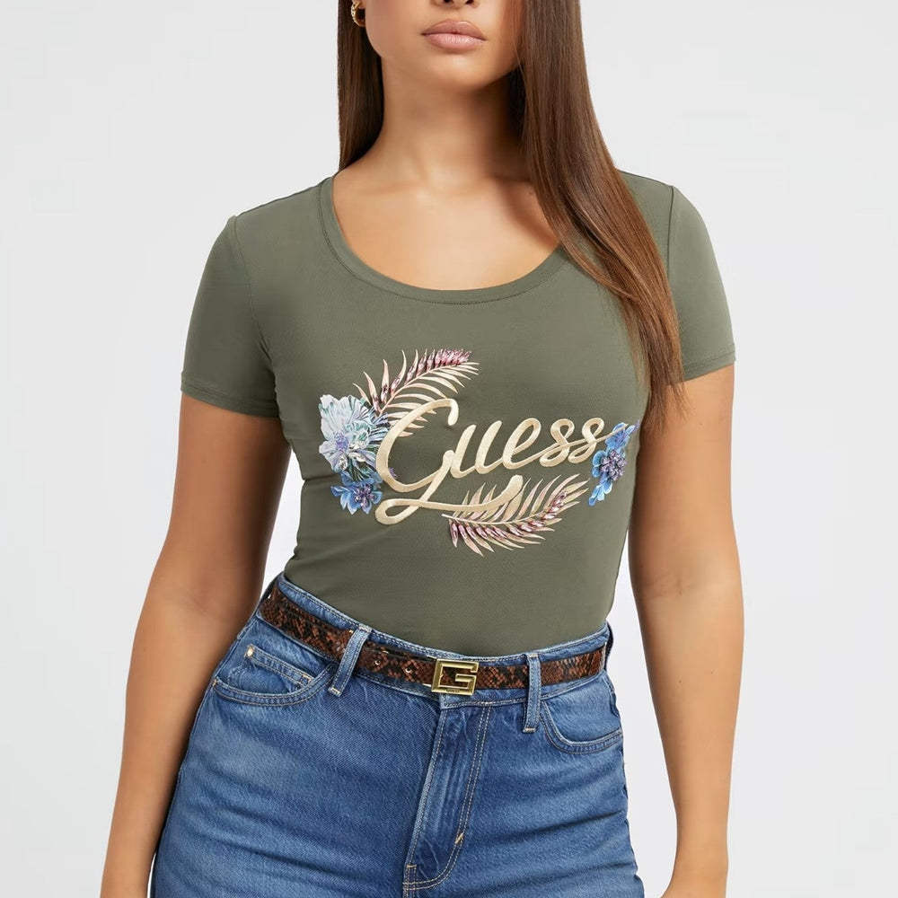 
                      
                        Tricou GUESS UB10W3GI40J1314 TRICOURI GUESS Kaki XS 7621701848840
                      
                    