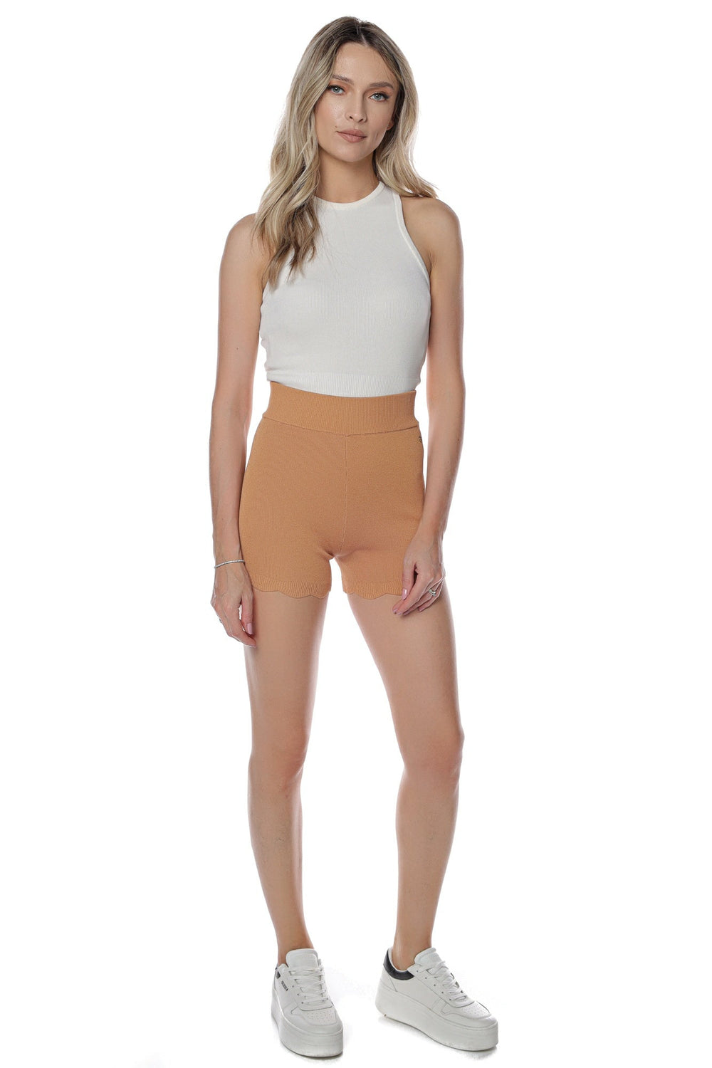 Pantaloni scurti cu talie inalta si croiala slim UB10W3GZ01Z2Z80 PANTALONI SCURTI GUESS Maro XS 7621701829771