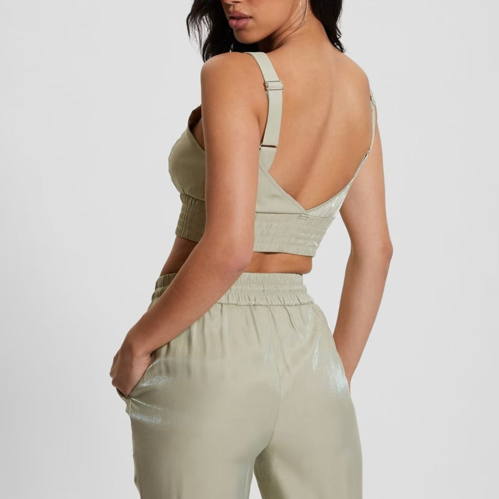 
                      
                        Top Dama GUESS crop cu decolteu in V TOPURI SI BLUZE GUESS   
                      
                    