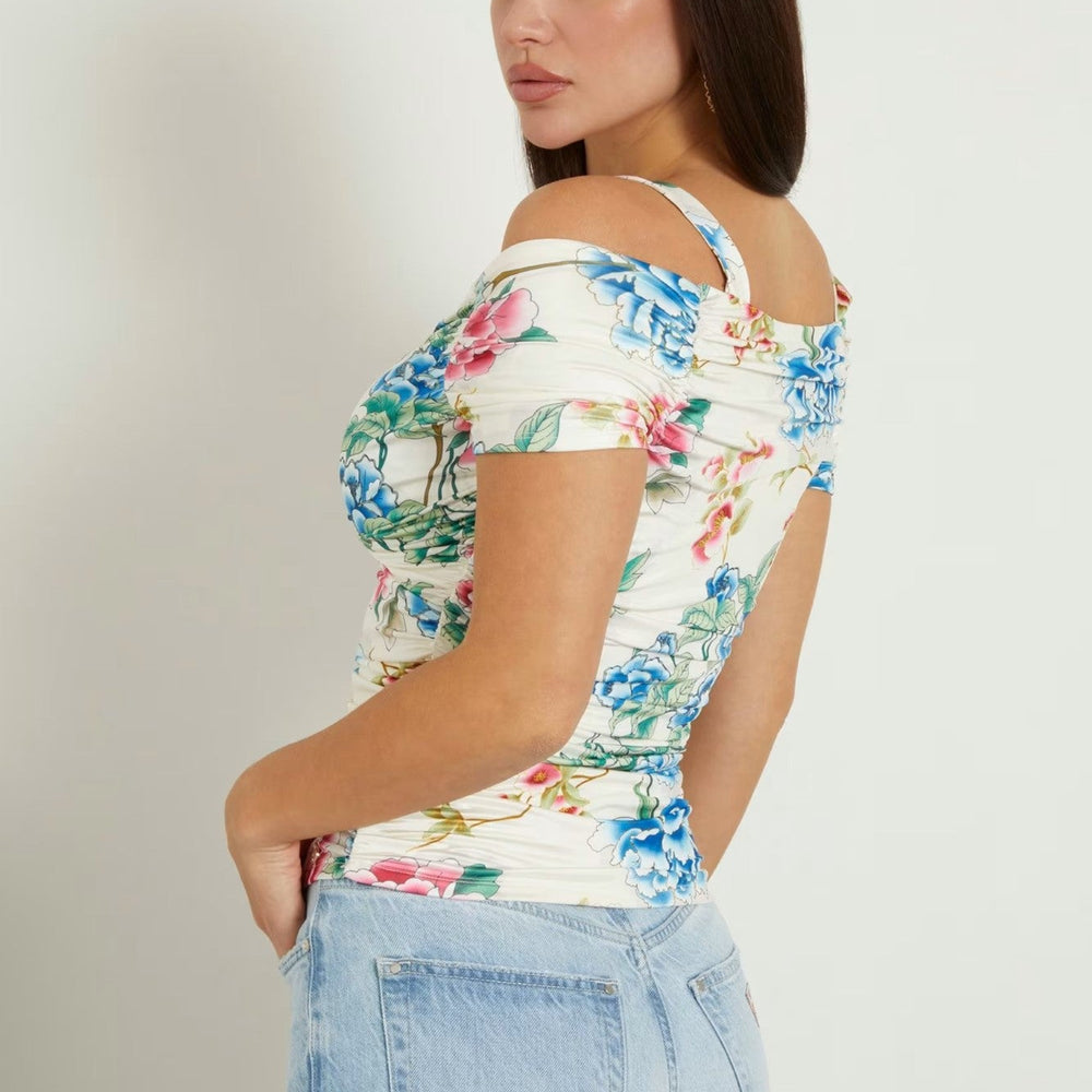 
                      
                        Top GUESS Dama Cu Maneci Scurte Si Umeri Goi In Print Floral IMBRACAMINTE GUESS   
                      
                    