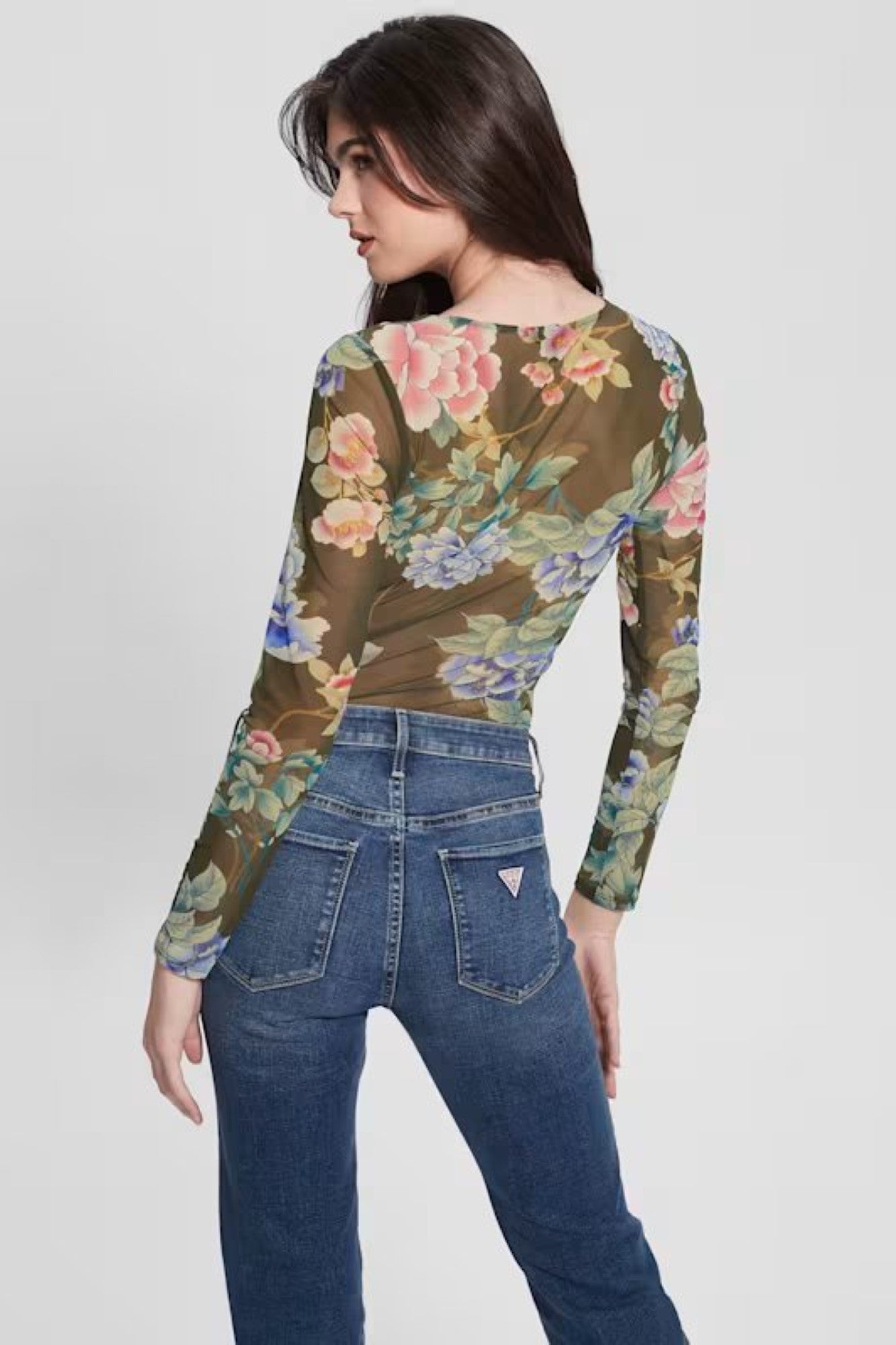 Bluza GUESS Dama Cu Maneci Lungi Usor Decoltata Si Print Floral IMBRACAMINTE GUESS   