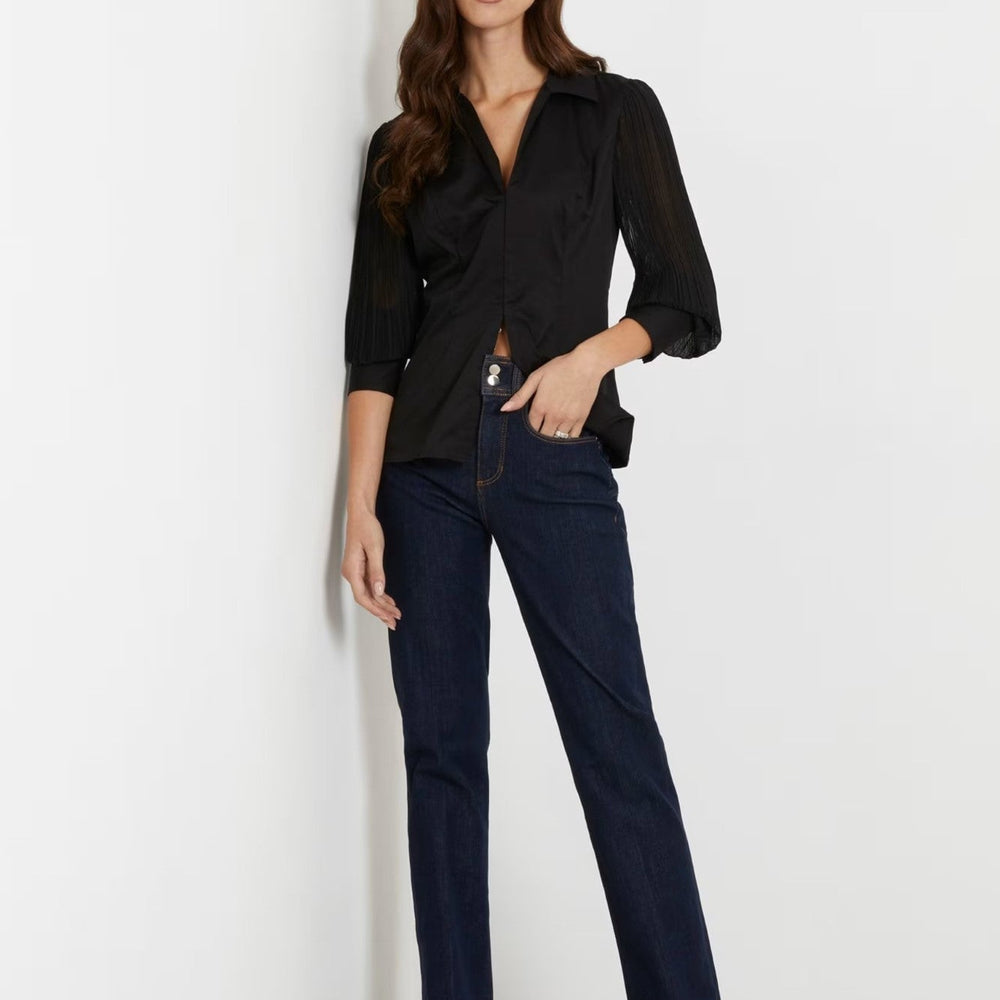 
                      
                        Pantaloni Denim GUESS De Dama Drepti IMBRACAMINTE GUESS   
                      
                    